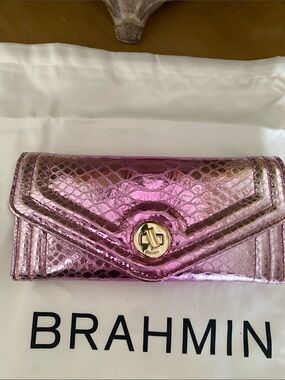 Brahmin wallet, Rose Water Akoni